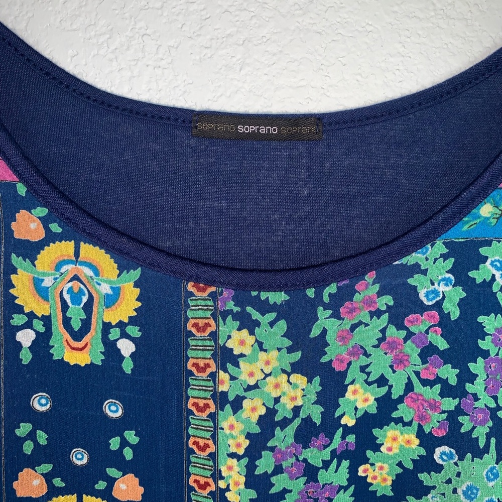 Soprano Sheer top with solid back